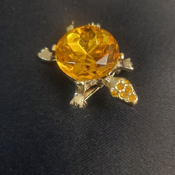 Golden Jewel Turtle Pin Brooch - Picture 2 of 4